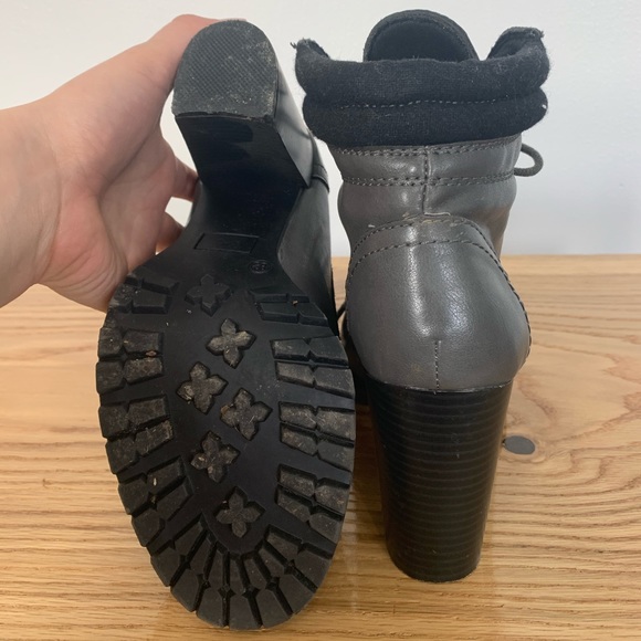 gray platform shoes - Picture 4 of 5